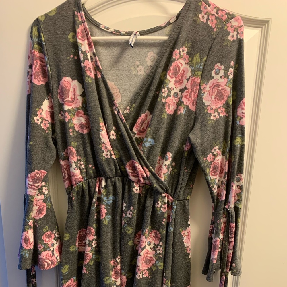 Grey floral metarnity Bell-sleeve dress